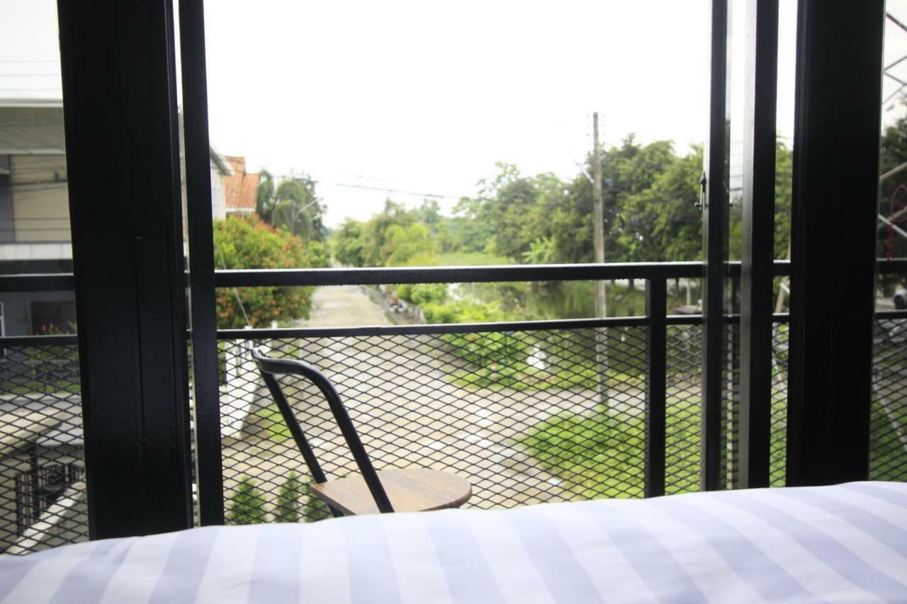The Nichehome Waterside Living Chiang Mai Buitenkant foto